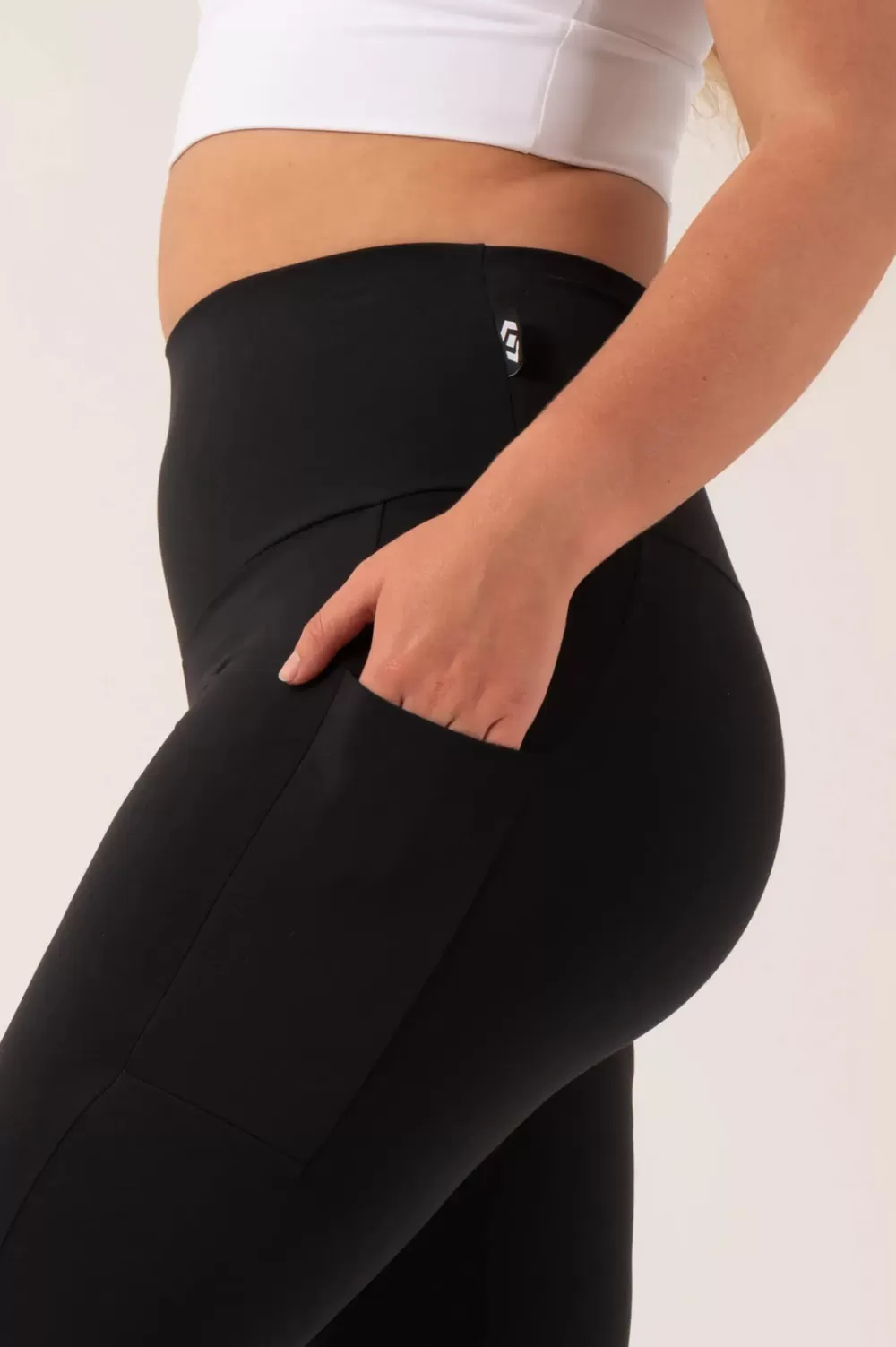 Black Body Contouring - Panel Pocket High Waisted 7/8 Leggings*Exoticathletica Discount