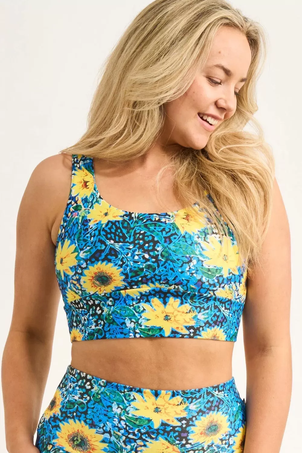 Sublime Performance - Scoop Neck Comfort Crop Top*Exoticathletica Sale